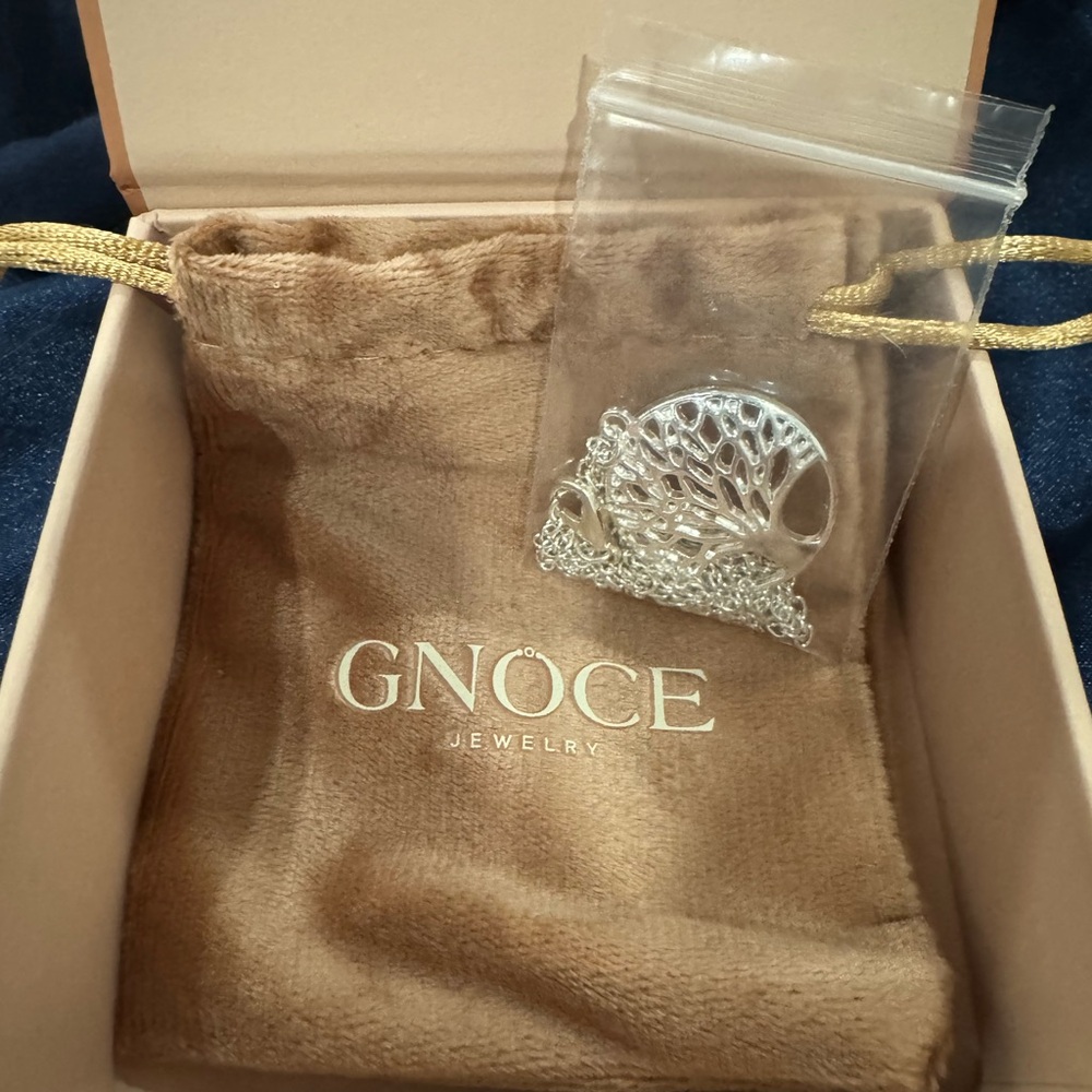 Gnoce Silver Tree of Life Necklace - Silver - NEW IN BOX